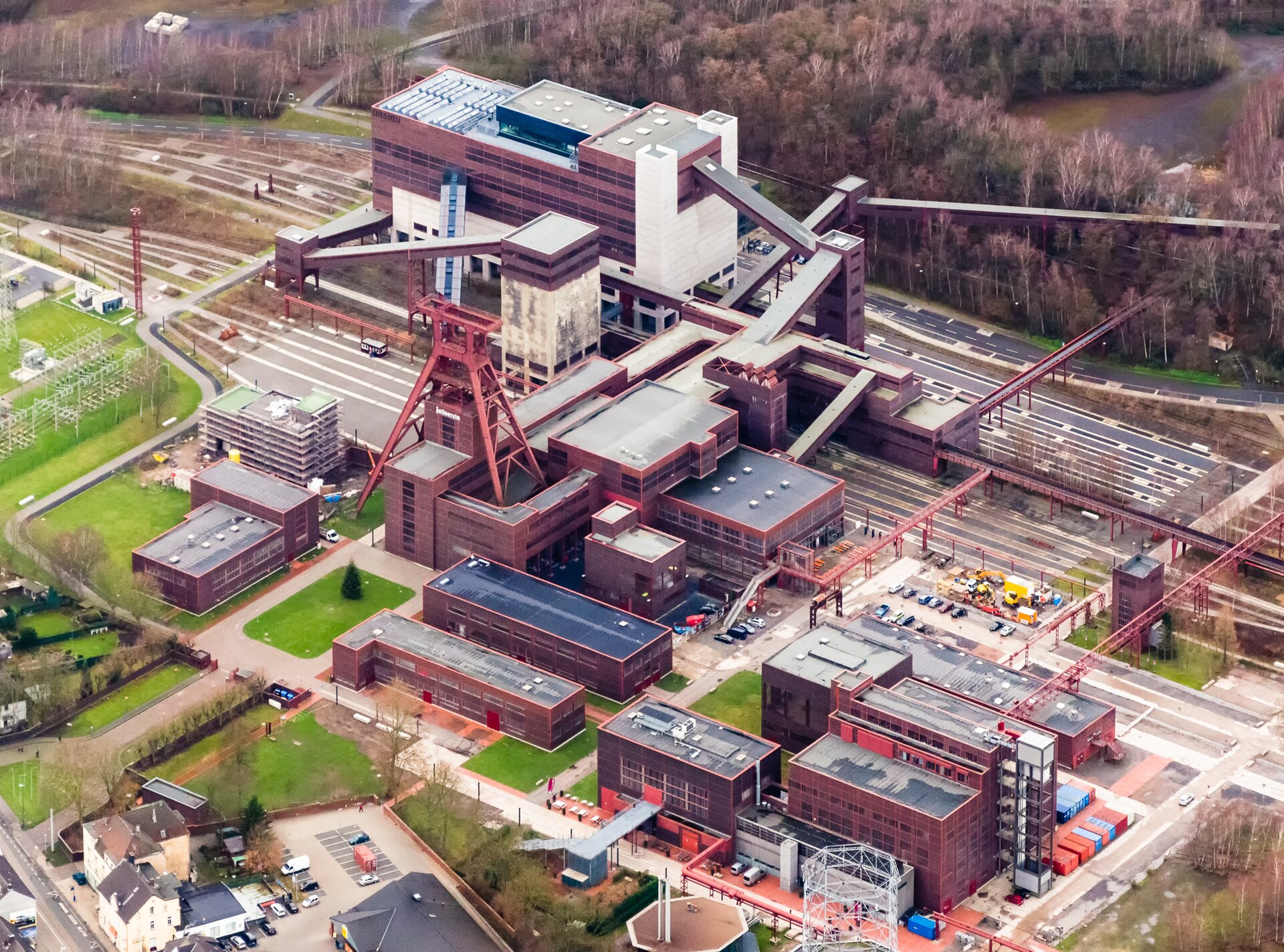 Luftbild der Zeche Zollverein mit Schacht XII in Essen