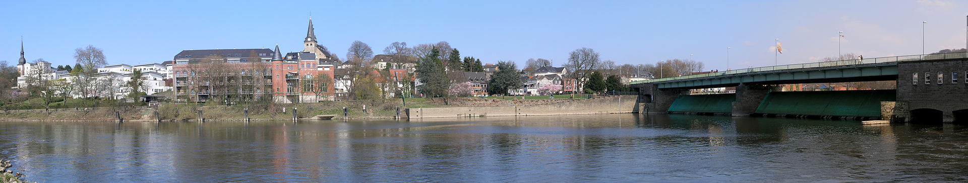 Blick auf Essen-Kettwig an der Ruhr